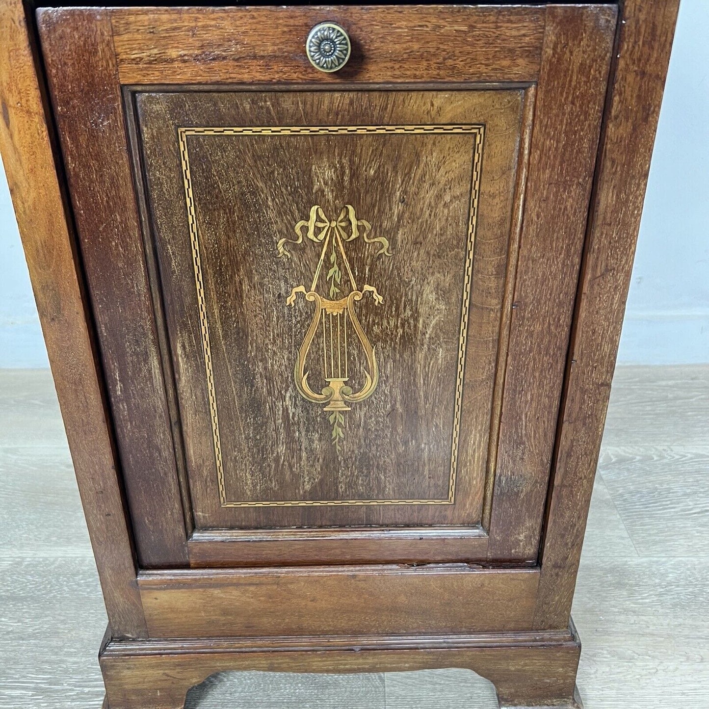 Comodino mobiletto Porta carbone antico in legno d'epoca inglese epoca 800 Categoria Vari