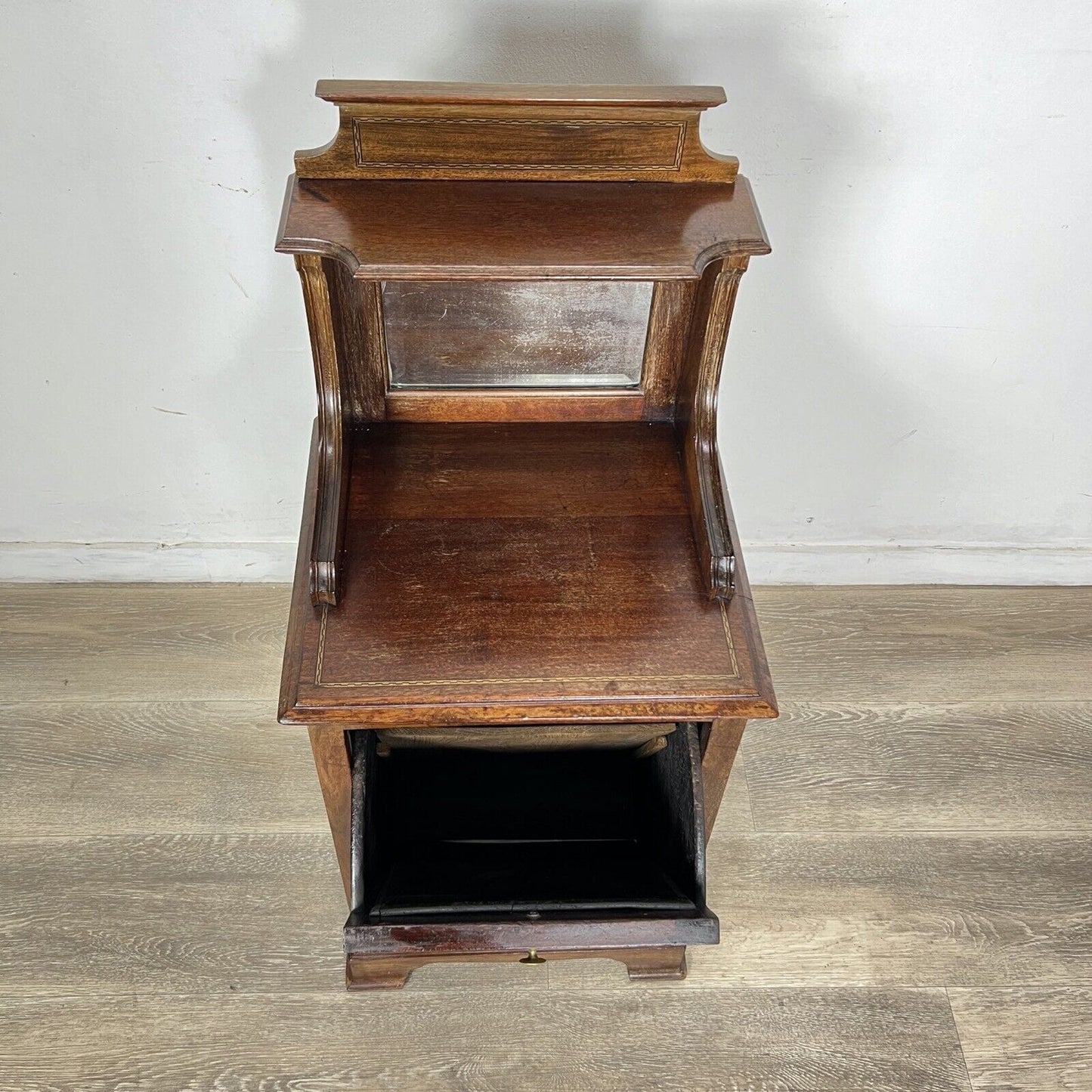 Comodino mobiletto Porta carbone antico in legno d'epoca inglese epoca 800 Categoria Vari