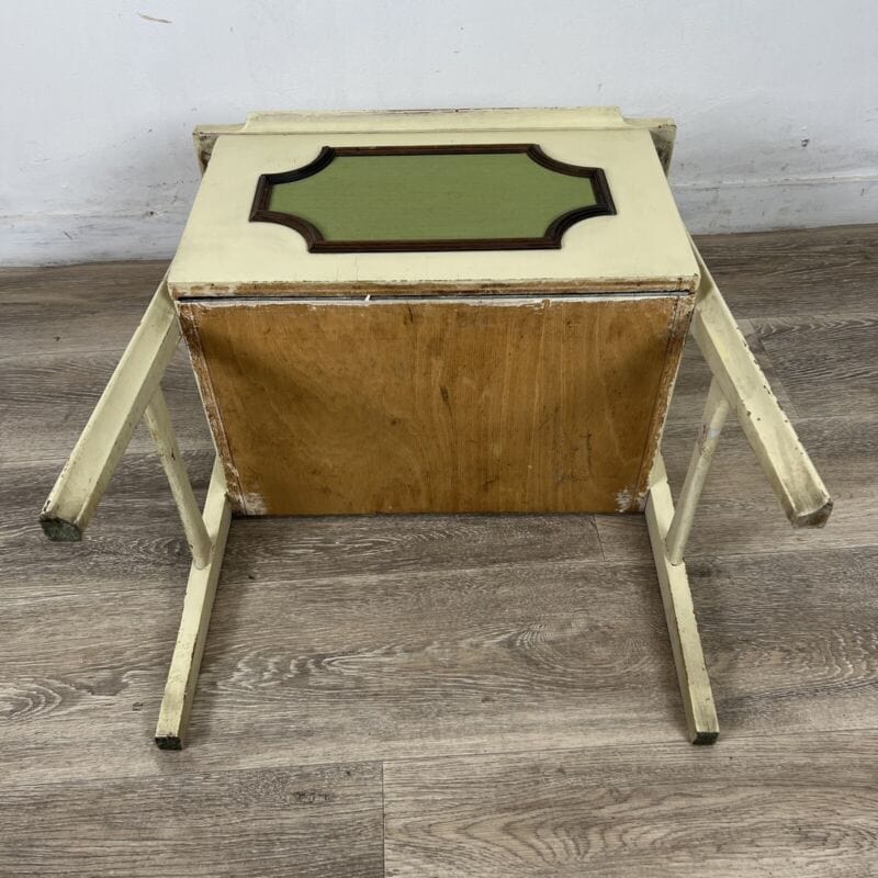 Comodino stile anni 50 Mobiletto vintage in legno modernariato Shabby Chic Categoria Comodini