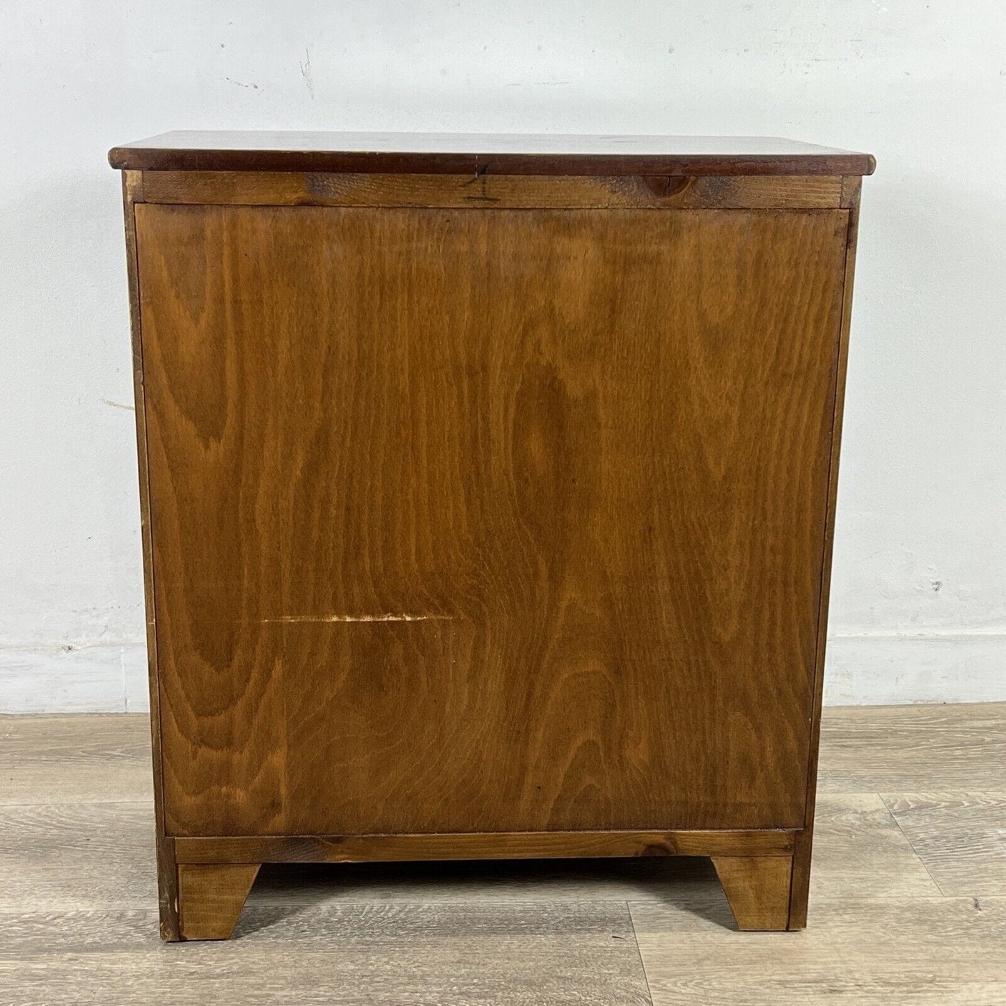 Comodino stile antico 800 bombato in legno di mogano Mobiletto d'epoca scrittoio Categoria Comodini