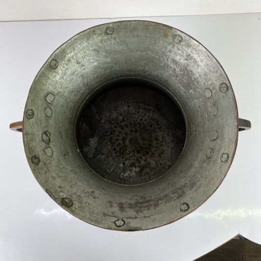 Conca antica in rame concone vecchia anfora d'epoca con manici vaso portafiori A Categoria altro
