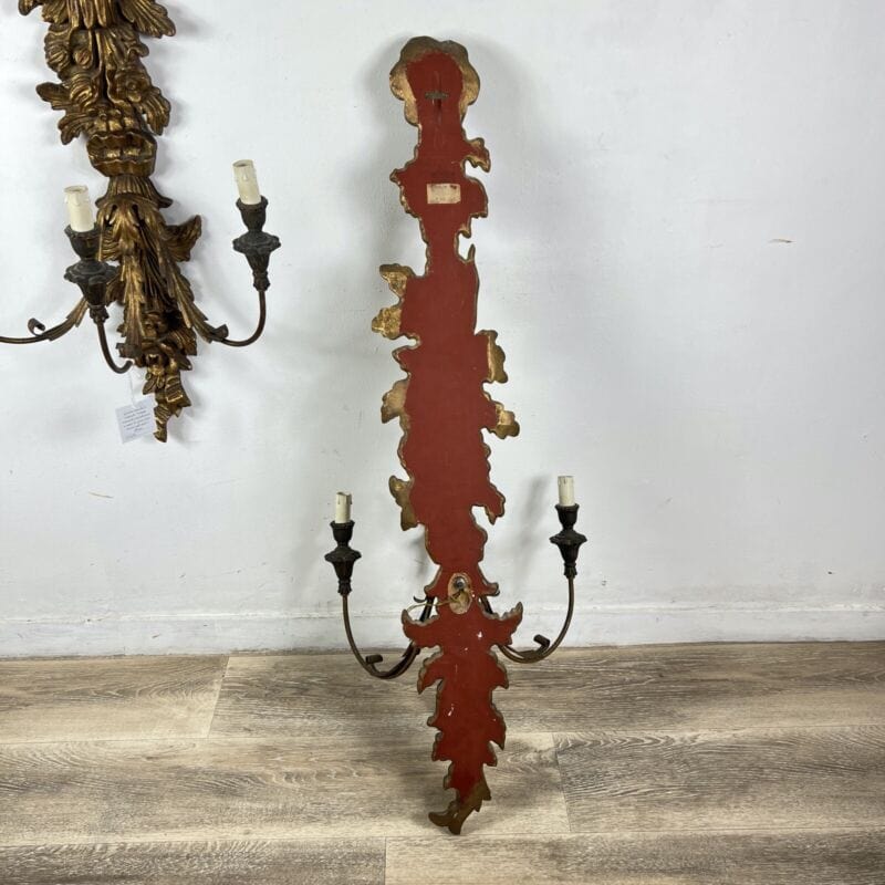 Coppia Applique antichi in legno dorato stile barocco Grande lampada da parete Categoria Lampade Appliques