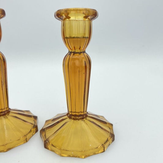 Coppia di Candelieri antichi in vetro molato Ambra Porta Candela Candelabro deco Categoria Vetri e Cristalli