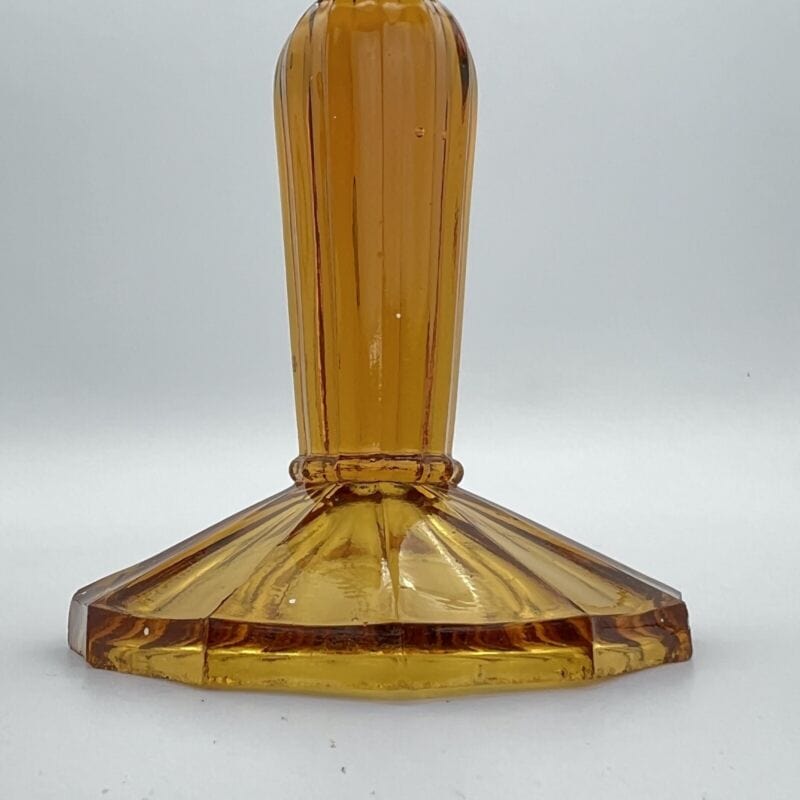 Coppia di Candelieri antichi in vetro molato Ambra Porta Candela Candelabro deco Categoria Vetri e Cristalli