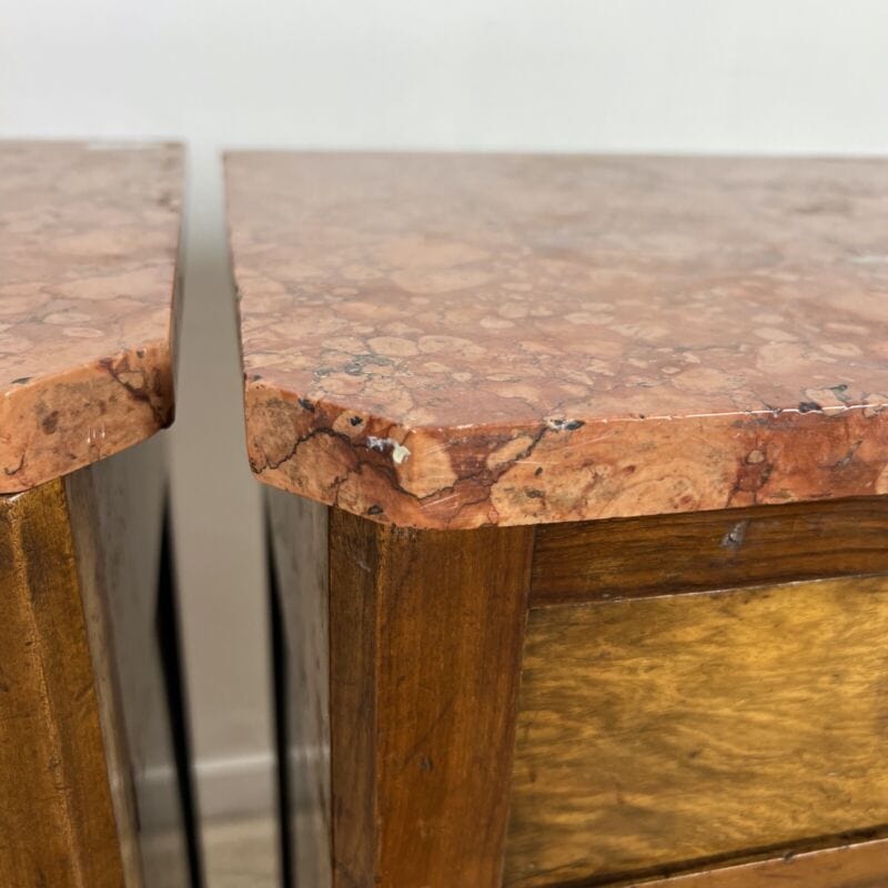 Coppia di Comodini Antichi in legno comodino arte povera vintage epoca 900 Categoria Arredamento