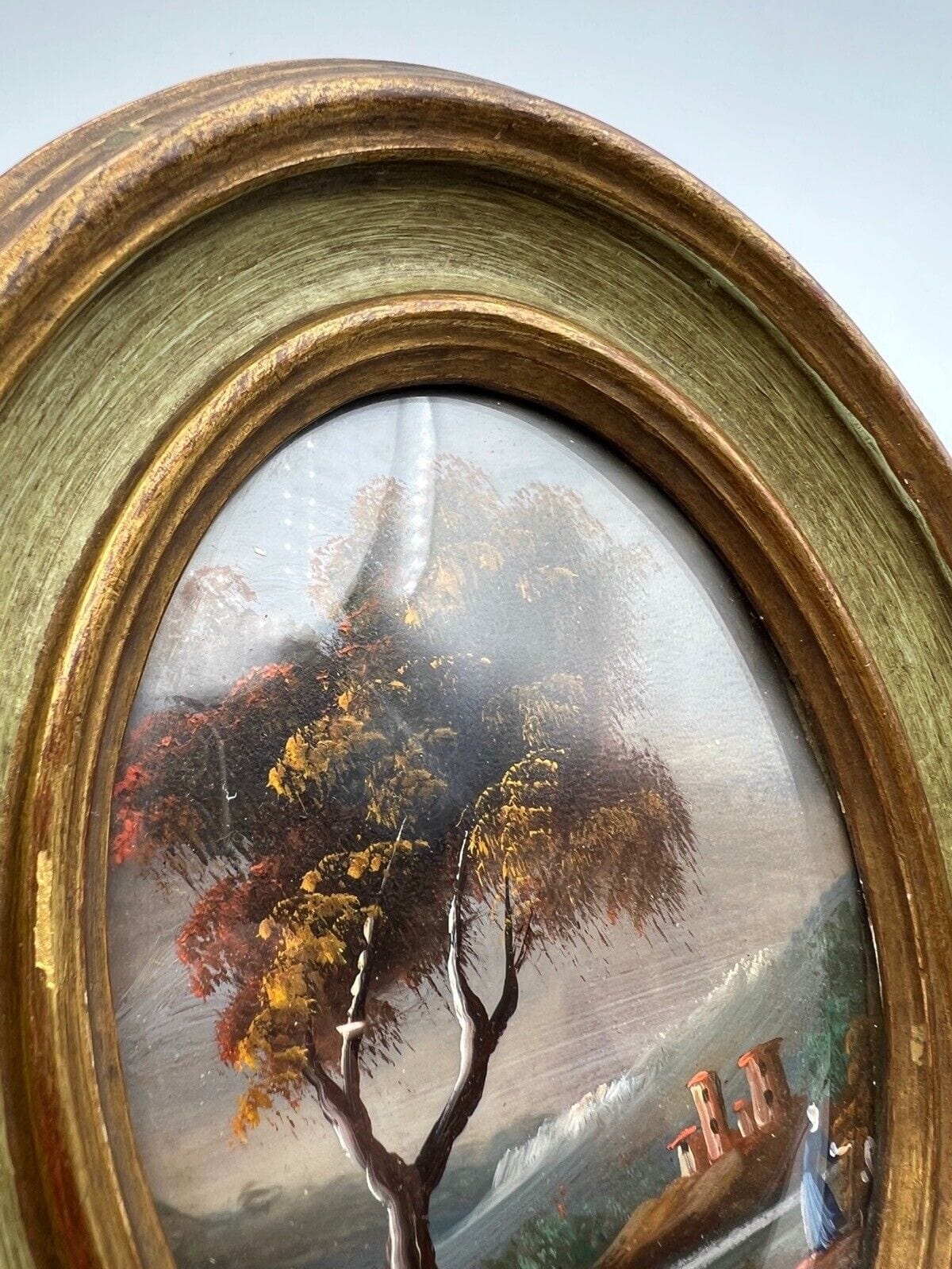 Coppia di Quadretti antichi miniature ovali paesaggio dipinti a olio Firmati Categoria Quadri