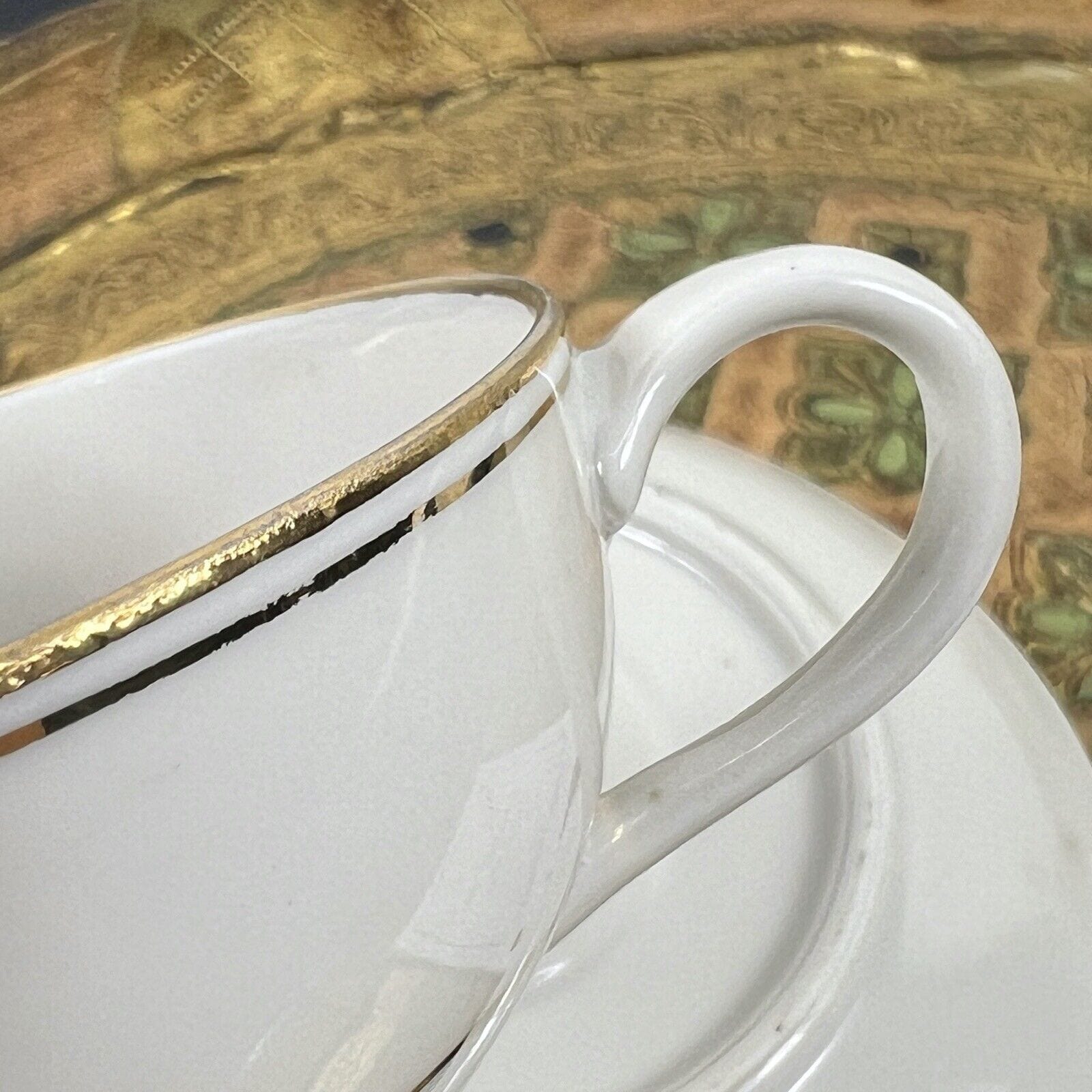 Coppia di tazzine da caffe antico in porcellana Richard ginori anni 40 tazze oro Categoria  Servizio tazze - Tazze