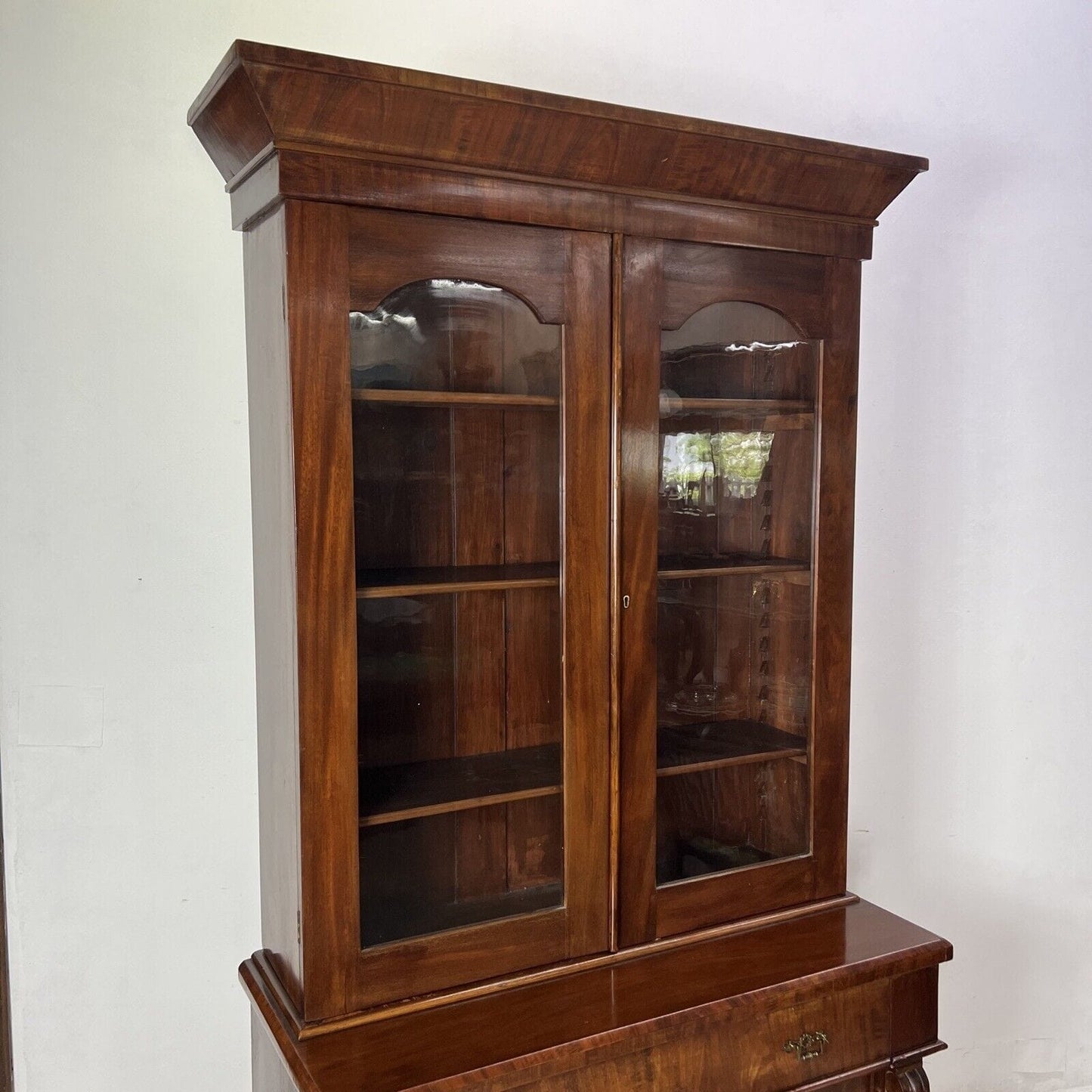 Credenza antica mobile libreria vetrina d'epoca 800 inglese in legno di mogano Categoria Vetrine