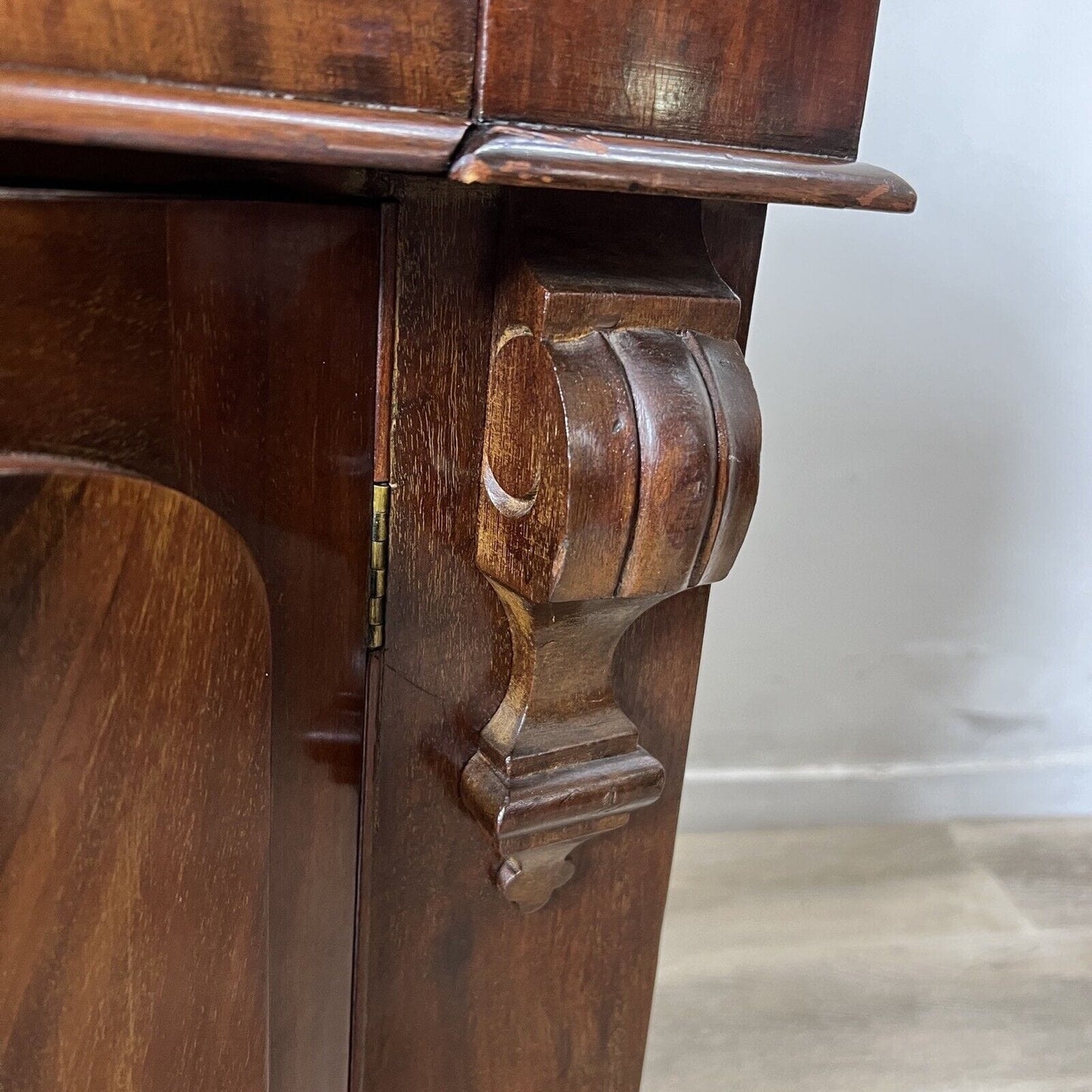 Credenza antica mobile libreria vetrina d'epoca 800 inglese in legno di mogano Categoria Vetrine