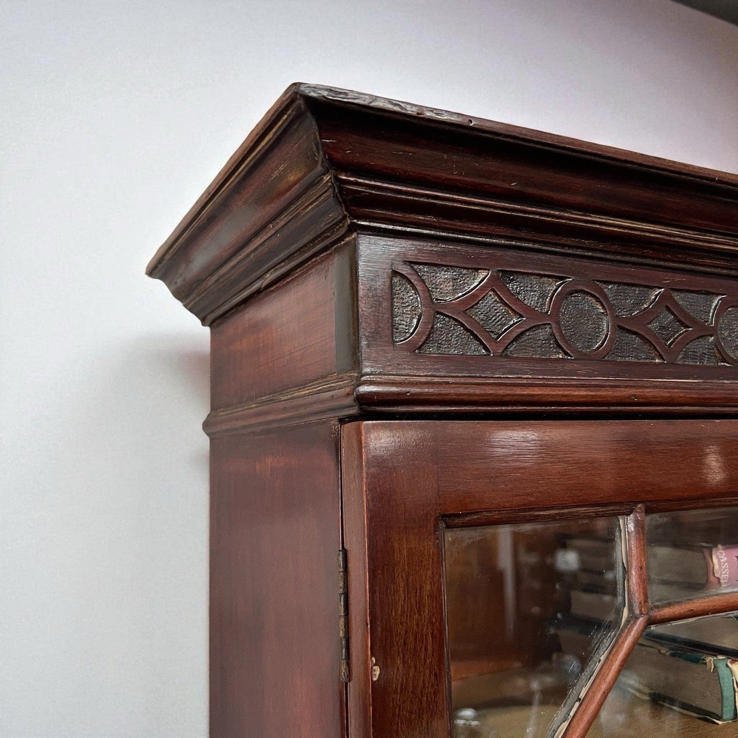 Credenza antica mobile libreria vetrina d'epoca in stile inglese 800 Trumeau Categoria Vetrine