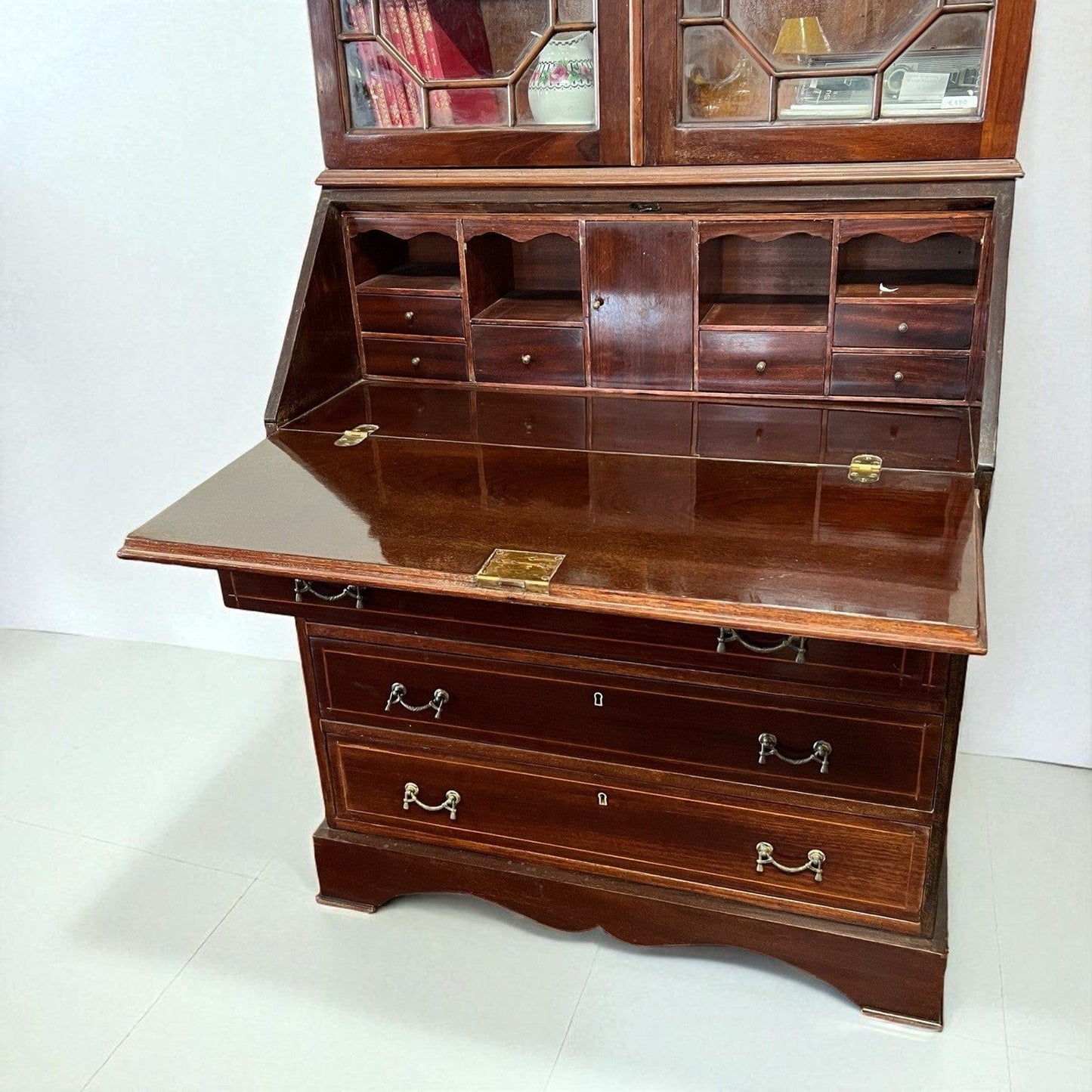 Credenza antica mobile libreria vetrina d'epoca in stile inglese 800 Trumeau Categoria Vetrine