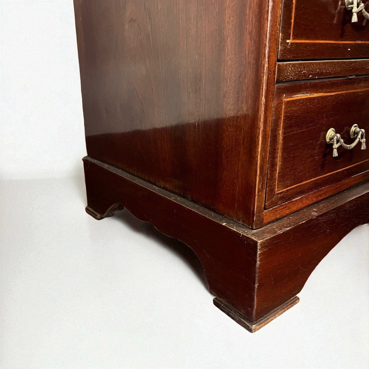 Credenza antica mobile libreria vetrina d'epoca in stile inglese 800 Trumeau Categoria Vetrine
