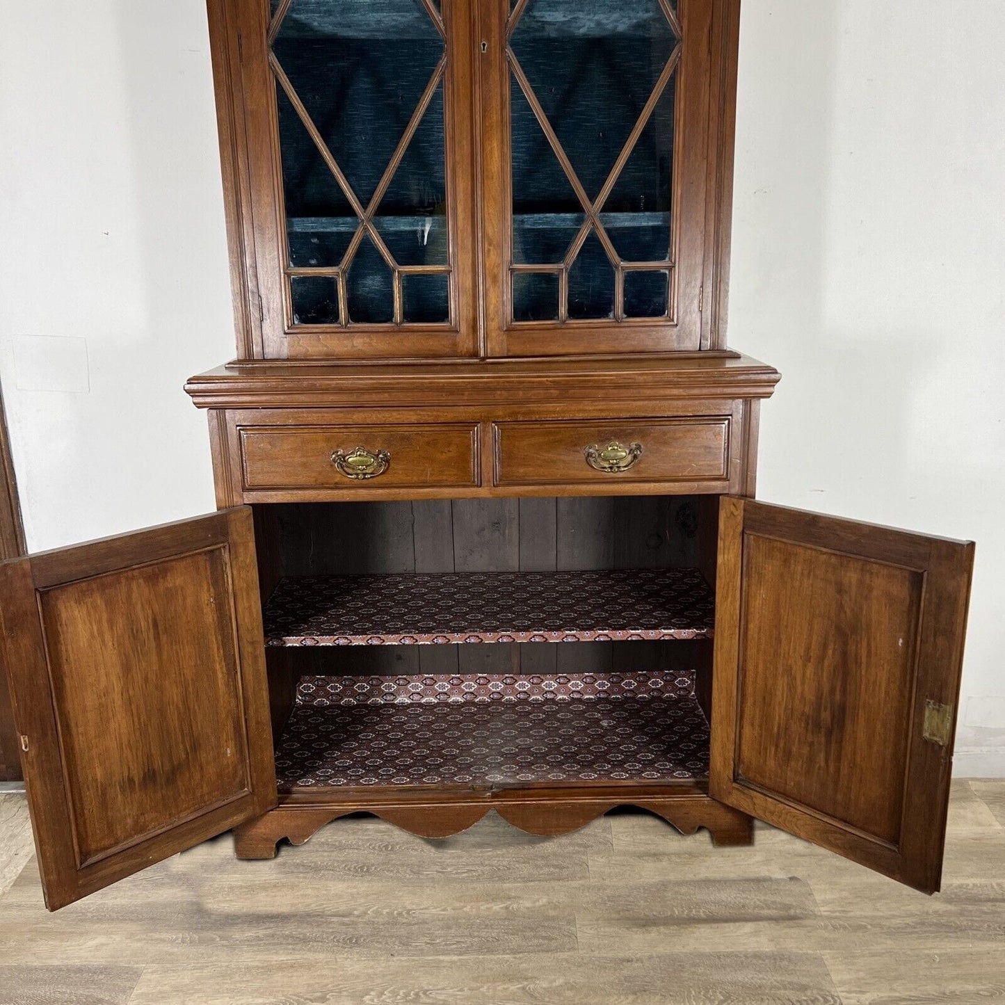 Credenza antica vetrina epoca 800 vittoriana mobile da salone in legno di Noce Categoria Servante - Servantini