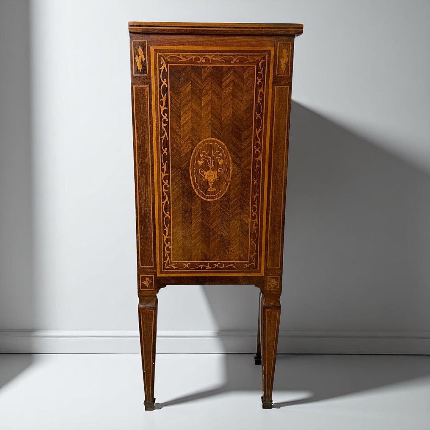 Credenza in Stile Antico Luigi XVI legno intarsiata mobile Consolle Madia '900 Categoria Servante - Servantini