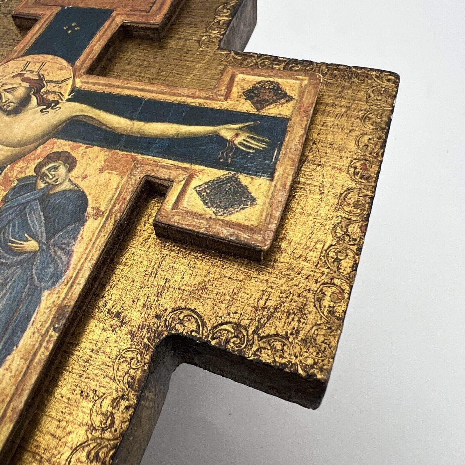 Crocifisso stile antico Icona Croce religiosa sacra in legno dorato Assisi Categoria  Oggetti sacri - rosari