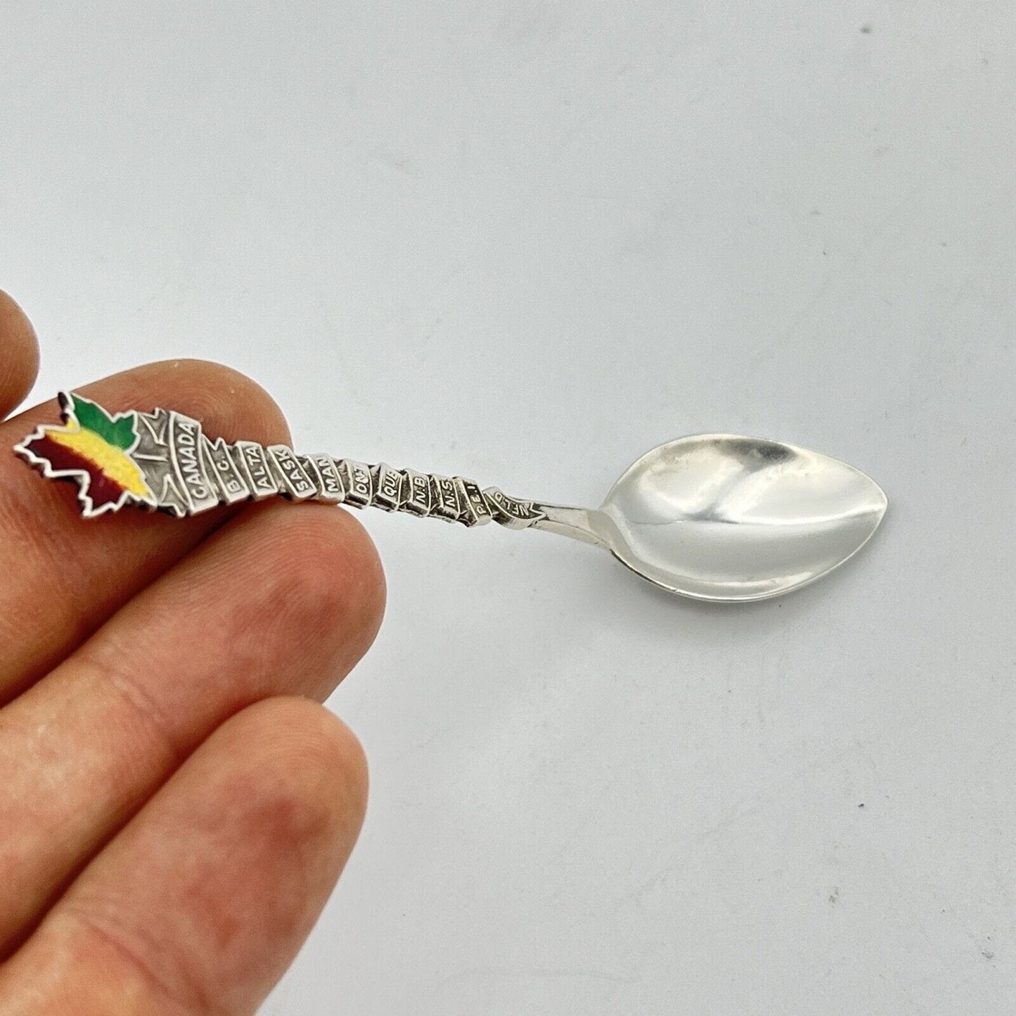 Cucchiaino da the caffè collezione in Argento Sterling Souvenir Canada anni 70 Categoria Arte e antiquariato:Argento:Oggetti da tavola e cucina:Posate