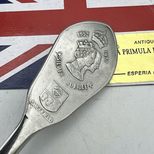 Cucchiaino da zucchero in Argento silver plated Souvenir Regina Elisabetta 1977 Categoria Arte e antiquariato:Argento:Oggetti da tavola e cucina:Posate