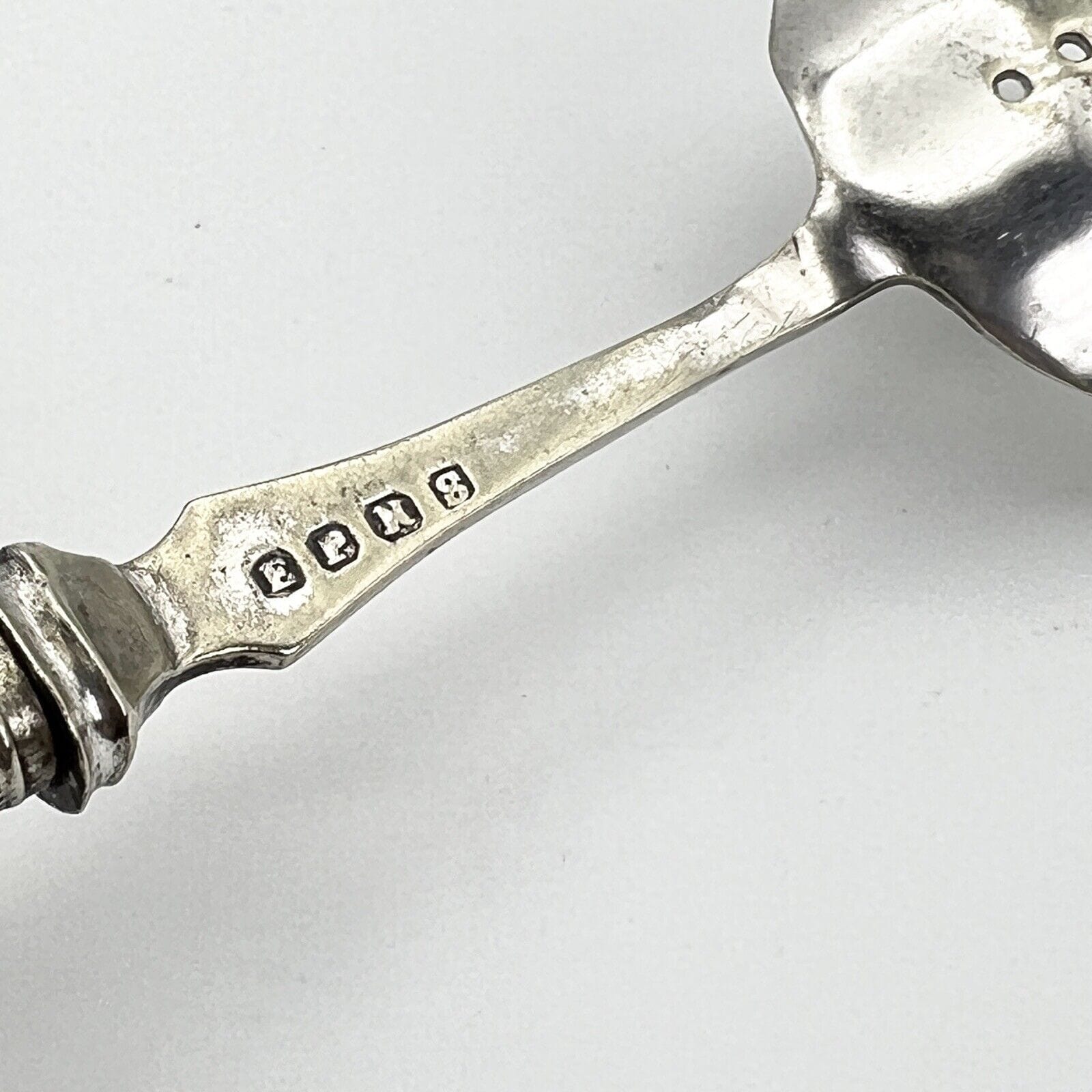 Cucchiaio in argento sheffield antico silver plated colino spargi zucchero '900 Categoria  Sheffield & Argento