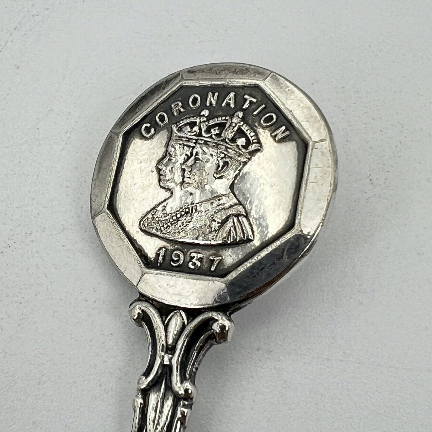 Cuchiaino da the in Argento silver plate inglese Re Giorgio VI Regina Elisabetta Categoria Arte e antiquariato:Argento:Oggetti da tavola e cucina:Posate
