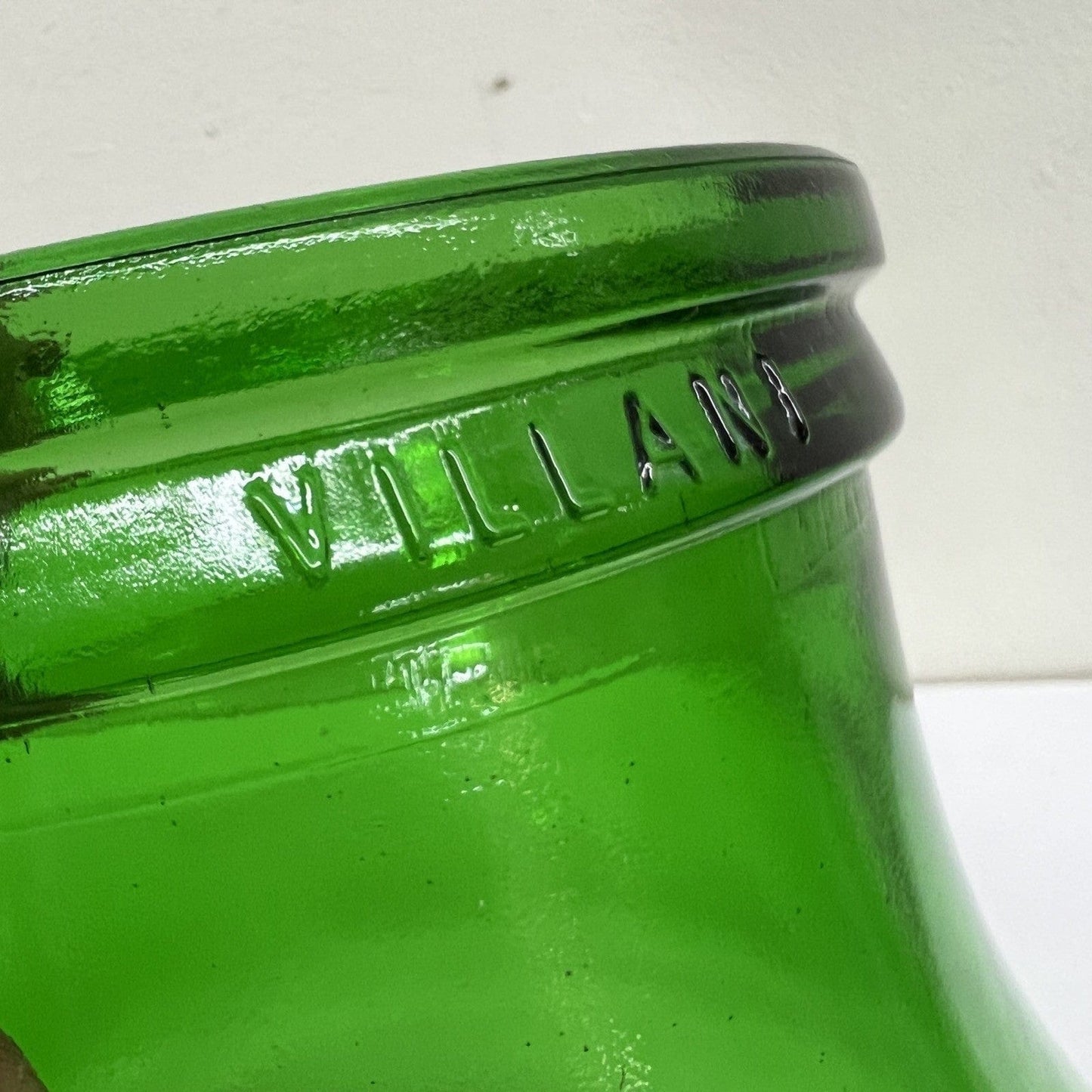 Damigiana in vetro verde bocca larga vecchio boccione Bottiglione Vintage Luci Categoria Vetri e Cristalli