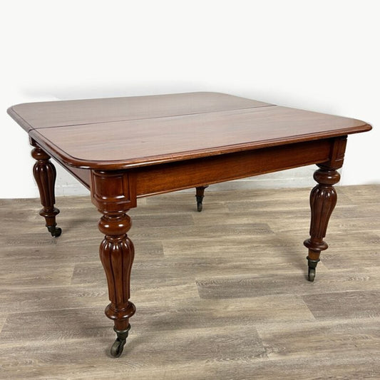 Grande Tavolo Antico allungabile da pranzo inglese in legno di mogano epoca 800 Categoria Arredamento