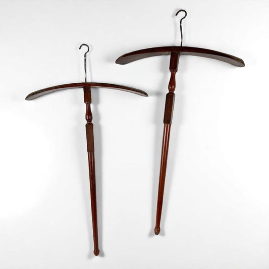 Grucce appendiabiti vintage antiche in legno Stampelle per Armadio anni '70 Categoria Vintage