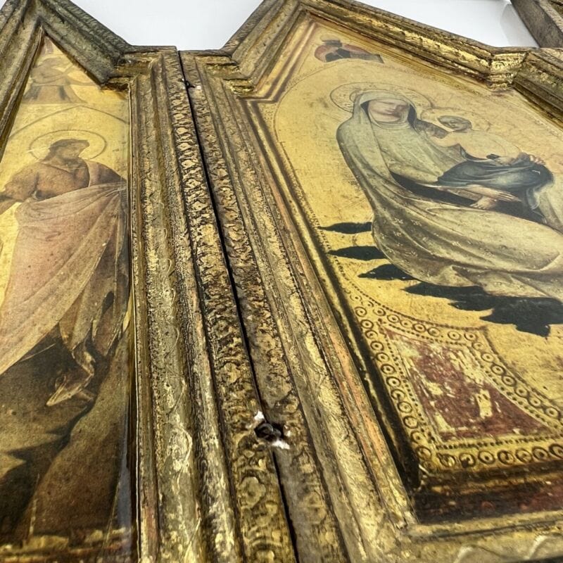 Icona antica religiosa sacra in legno dorato Madonna con il Bambino trittico Categoria Oggetti sacri - rosari