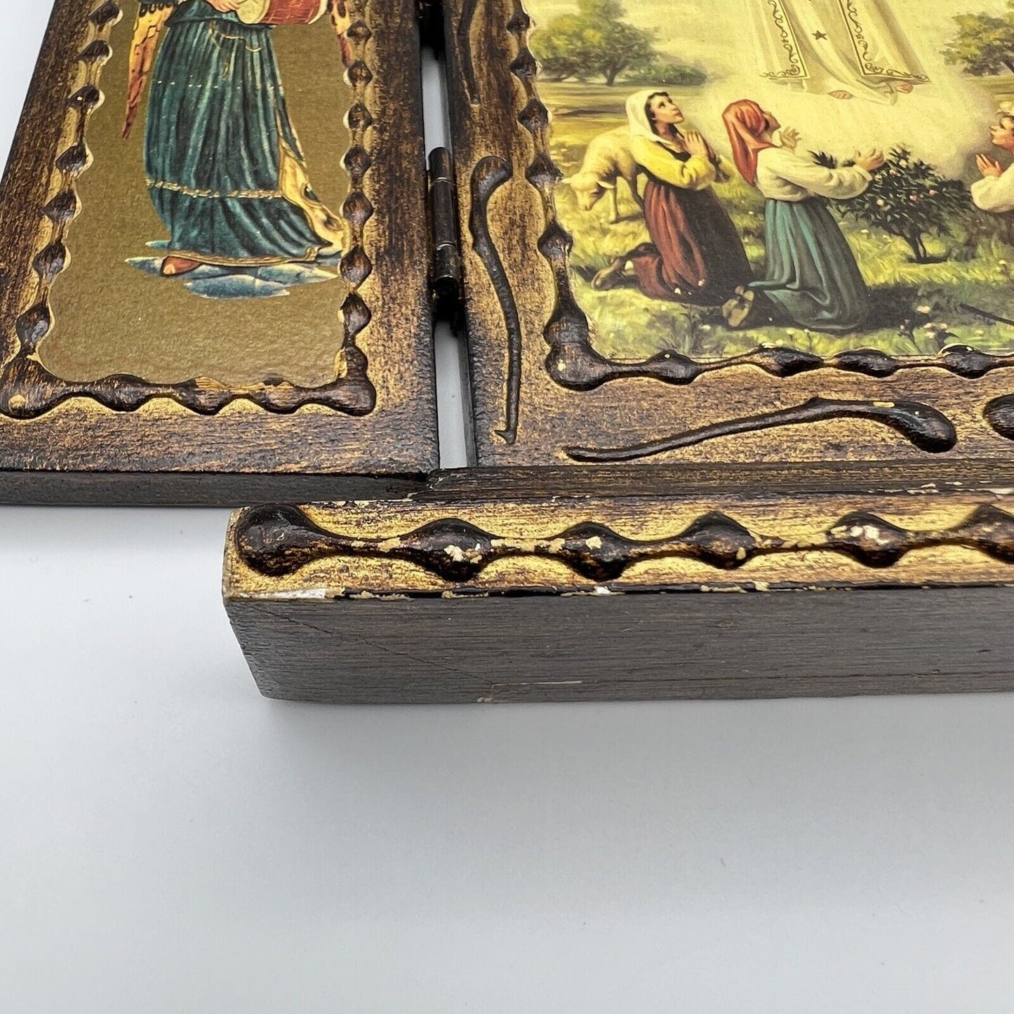Icona antica religiosa sacra in legno dorato Madonna Fatima Trittico con Angeli Categoria Oggetti sacri - rosari