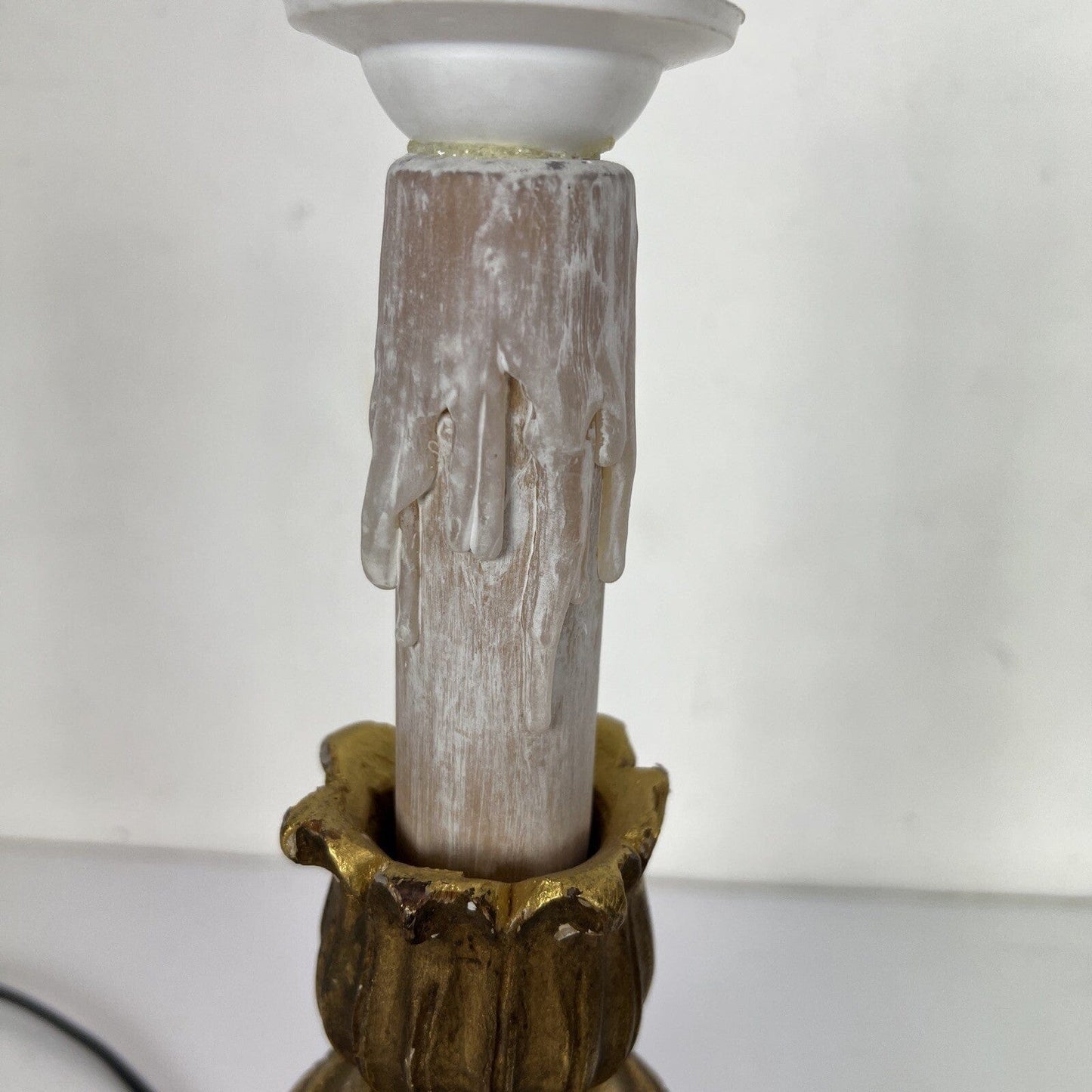 Lampada antica da tavolo in legno dorato oro Lume Candeliere in stile '800 Categoria Lampade Appliques