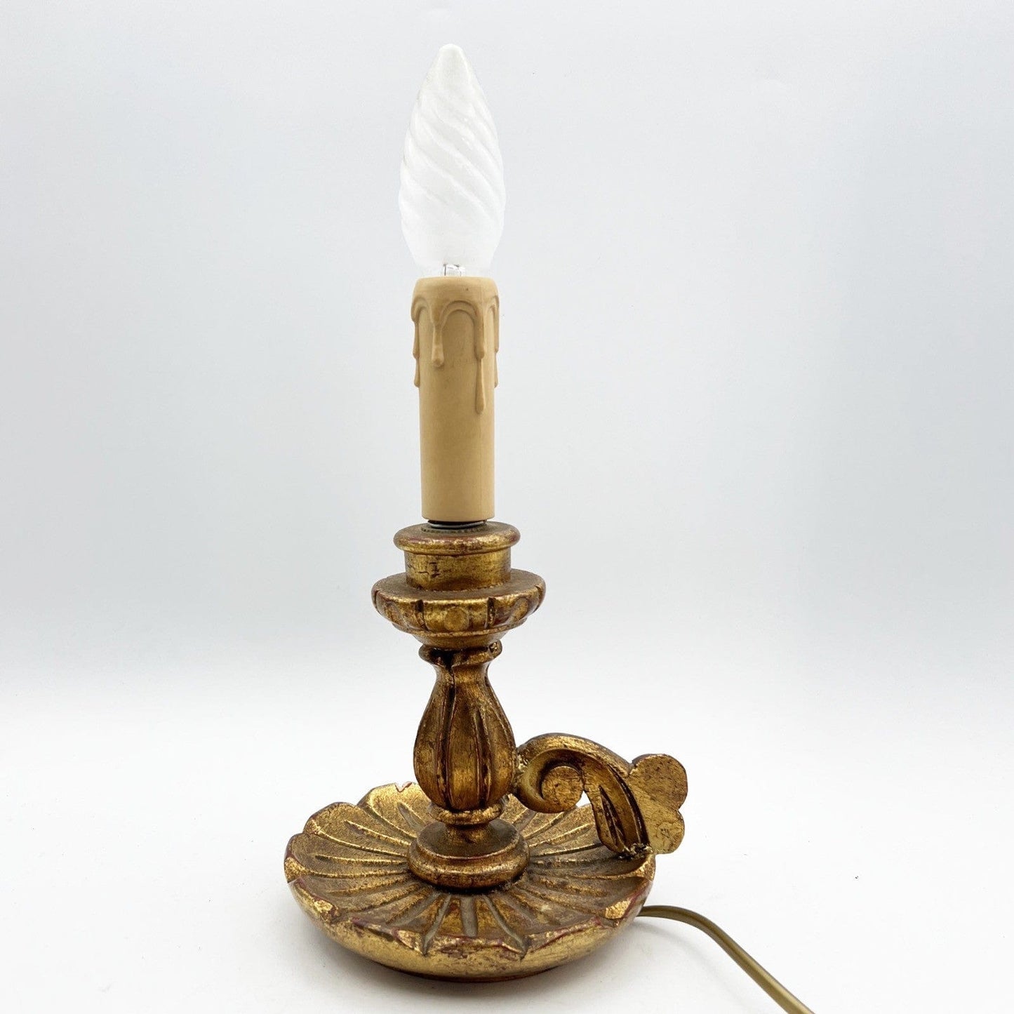 Lampada Bugia antica da tavolo vintage Abatjour a foglia Oro Lume in legno Categoria Lampade Appliques