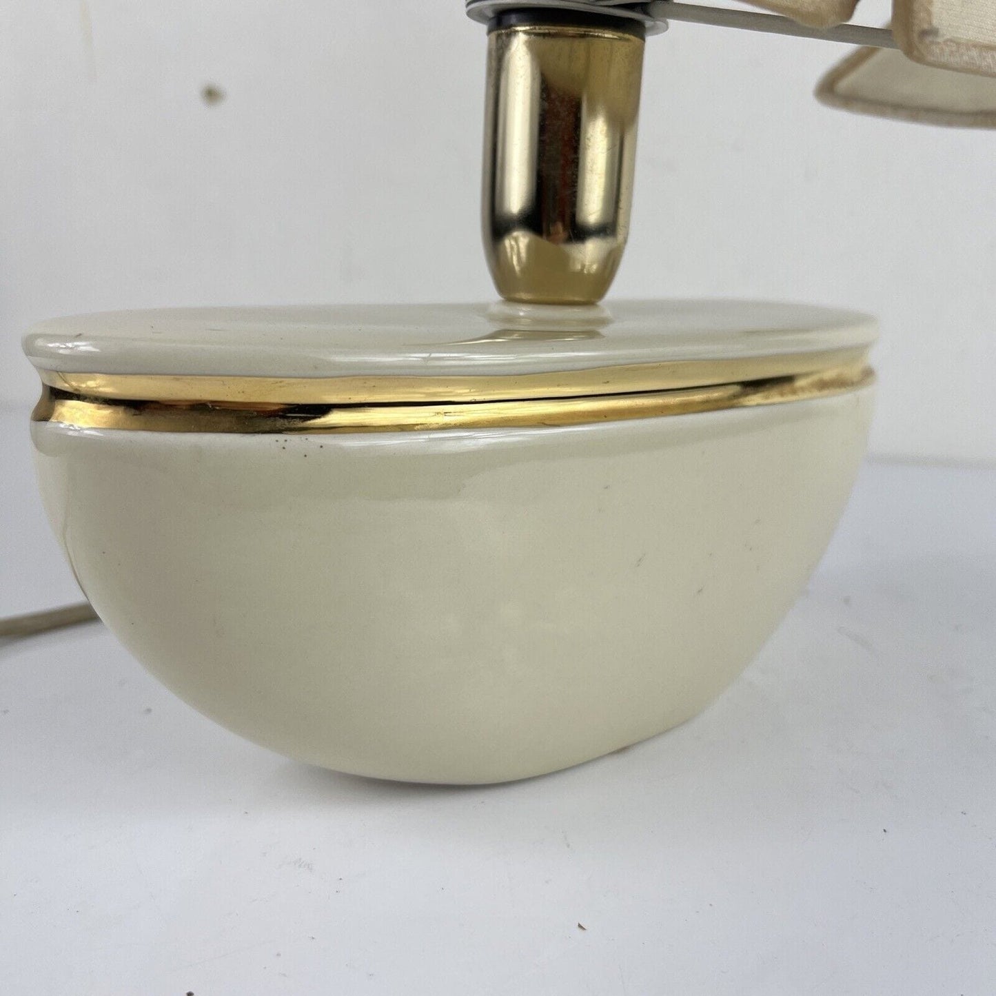 Lampada da tavolo anni '50 '60 con base in ceramica Veliero Barca a Vela nave Categoria Lampade Appliques