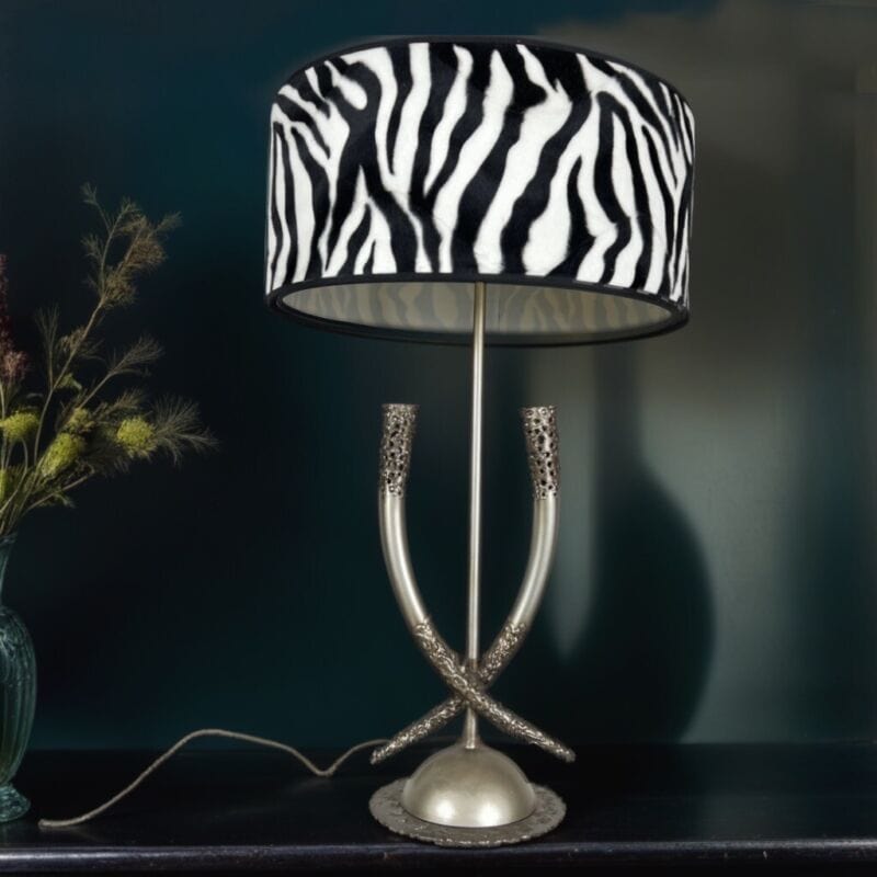 Lampada da tavolo zebrata di design lusso safari zebra per salotto soggiorno Categoria Lampade Appliques