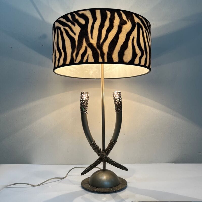 Lampada da tavolo zebrata di design lusso safari zebra per salotto soggiorno Categoria Lampade Appliques