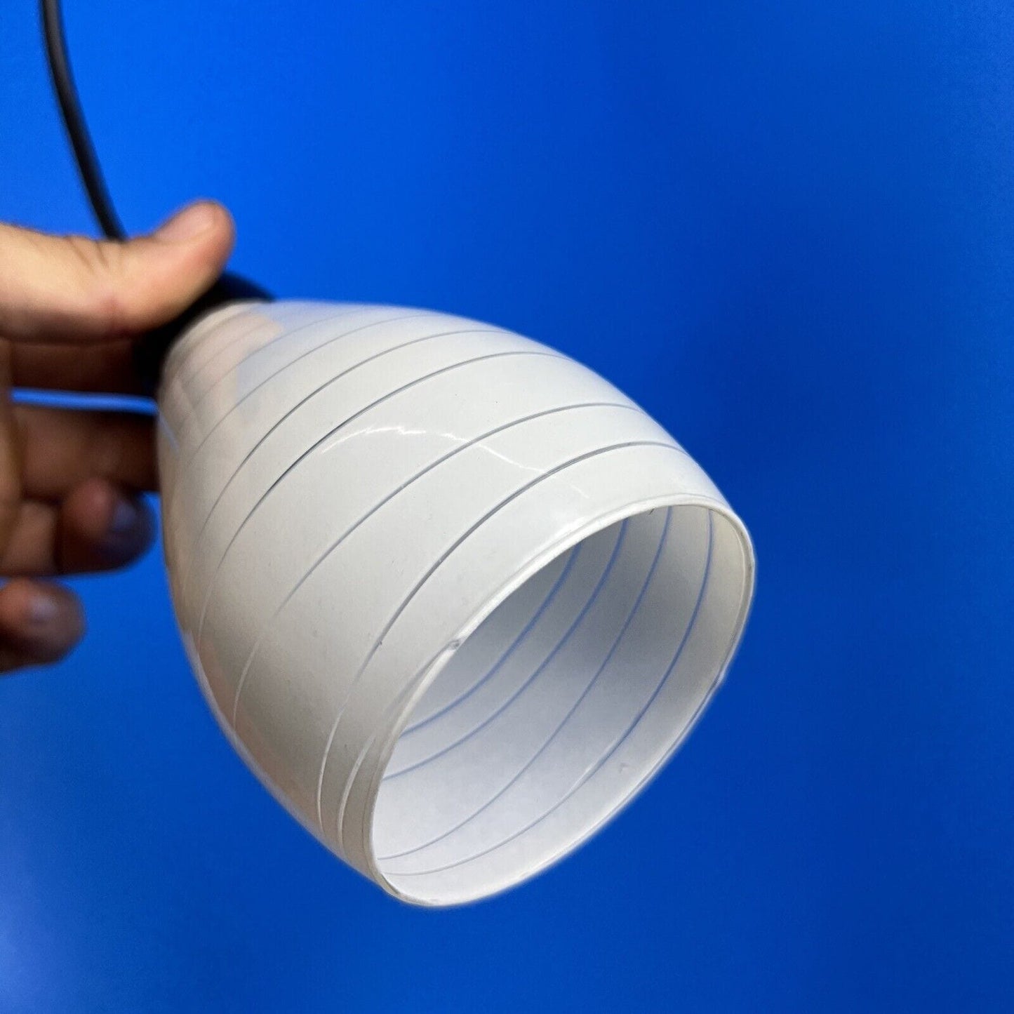 Lampadario lampada a sospensione pendente punto luce Nero e vetro bianco opaco Categoria Lampade Appliques