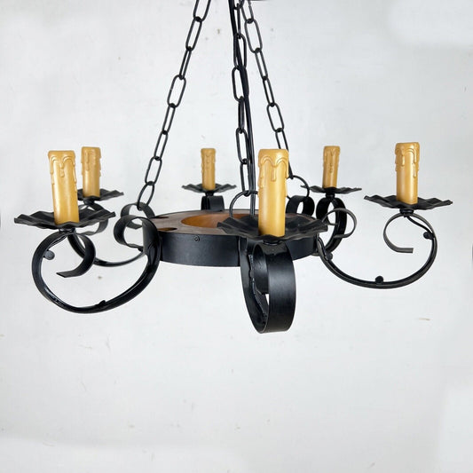 Lampadario vintage in ferro nero stile antico rustico da taverna baita 6 candele Categoria Lampade Appliques