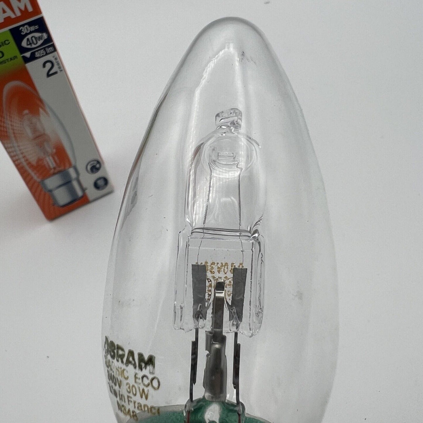 Lampadina a Baionetta per Lampada Abatjour Lume attacco antico B22 forma candela Categoria Lampade Appliques