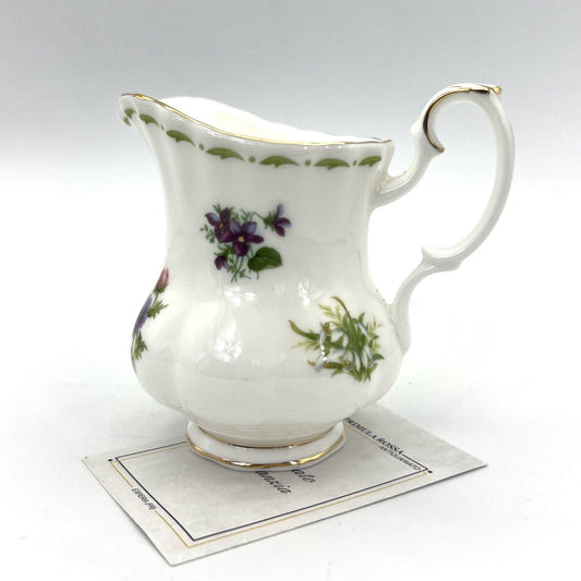 Lattiera in porcellana Royal Albert bricco latte con mesi Flower Of the Month Categoria  Servizio tazze - Tazze