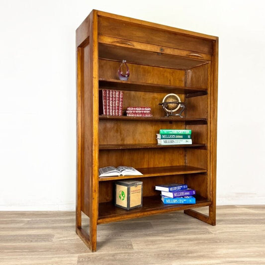 Libreria antica con a serranda scaffale stile retro in legno chiaro anni 60 Categoria Vetrine