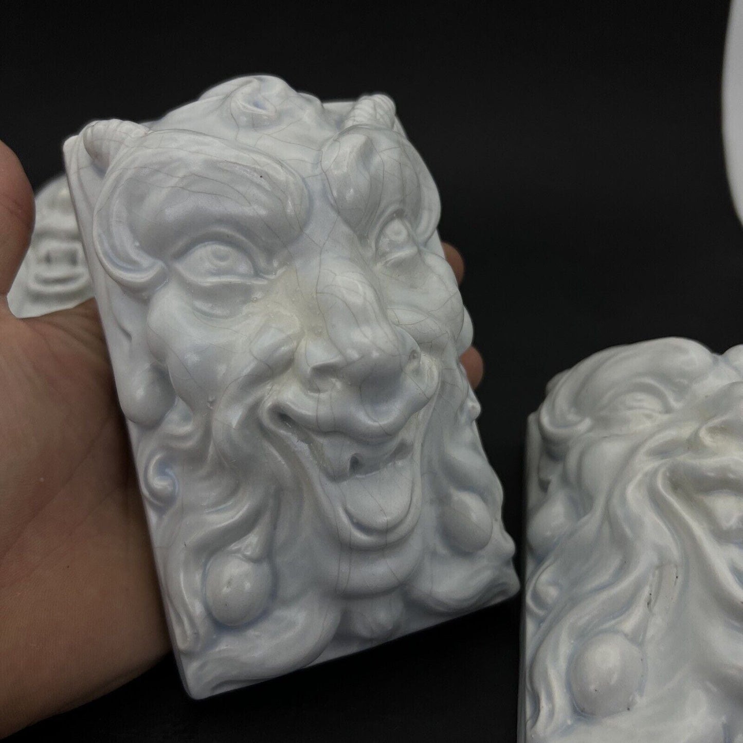 Mascherone Antico Grottesco Demoniaco in ceramica Maschera Demone Placca Diavolo Categoria Altro