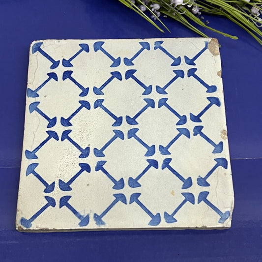 Mattonella Antica Decorativa Piastrella Riggiola vecchia Maiolica D'epoca Art131 Categoria Arte e antiquariato:Porcellana e ceramica:Piastrelle e mattonelle