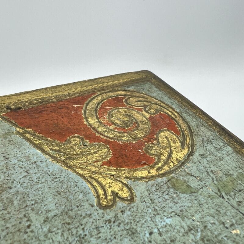 Mobile antico in miniatura comò stile fiorentino portagioie legno con cassetto Categoria Giocattoli vintage