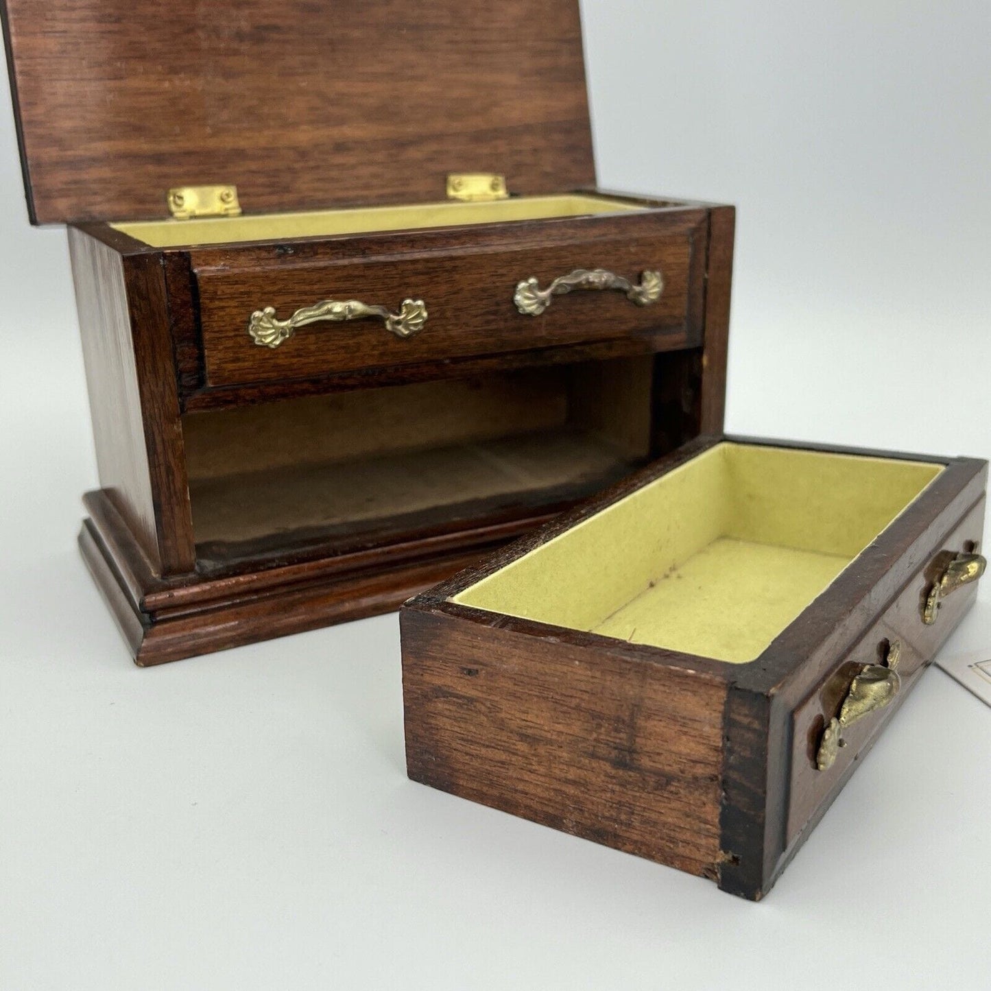 Mobile antico in miniatura Ribalta portagioie legno con cassetti stile 800 Comò Categoria Giocattoli vintage