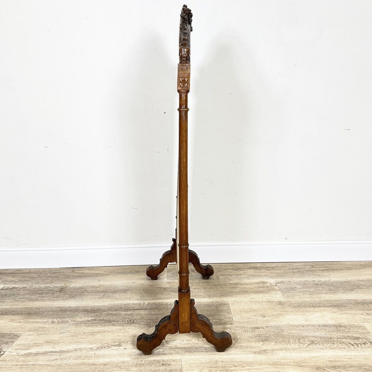 Parascintille antico per camino in legno con tessuto paravento parafuoco d epoca Categoria Camino - Parascintille