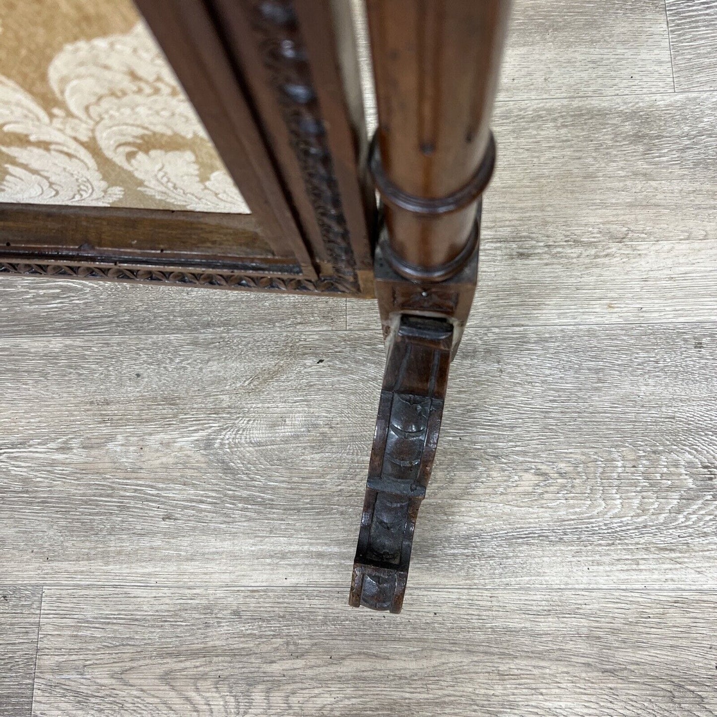 Parascintille antico per camino in legno con tessuto paravento parafuoco d epoca Categoria Camino - Parascintille