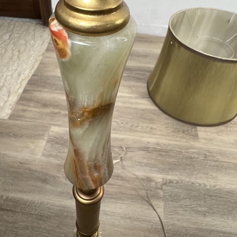 Piantana antica lampada da terra vintage lume in onice italiana con paralume 50 Categoria Lampade Appliques