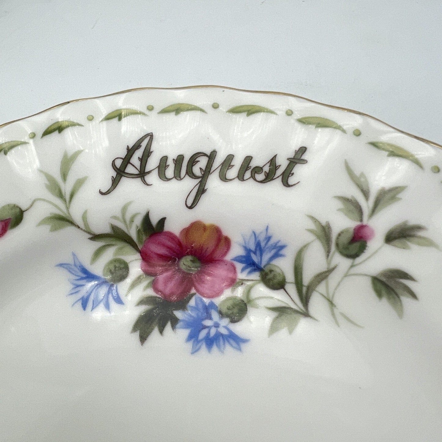 Piattino piatto da dolce per tazza tazzina Royal Albert con mese inglese AGOSTO Categoria Servizio tazze - Tazze