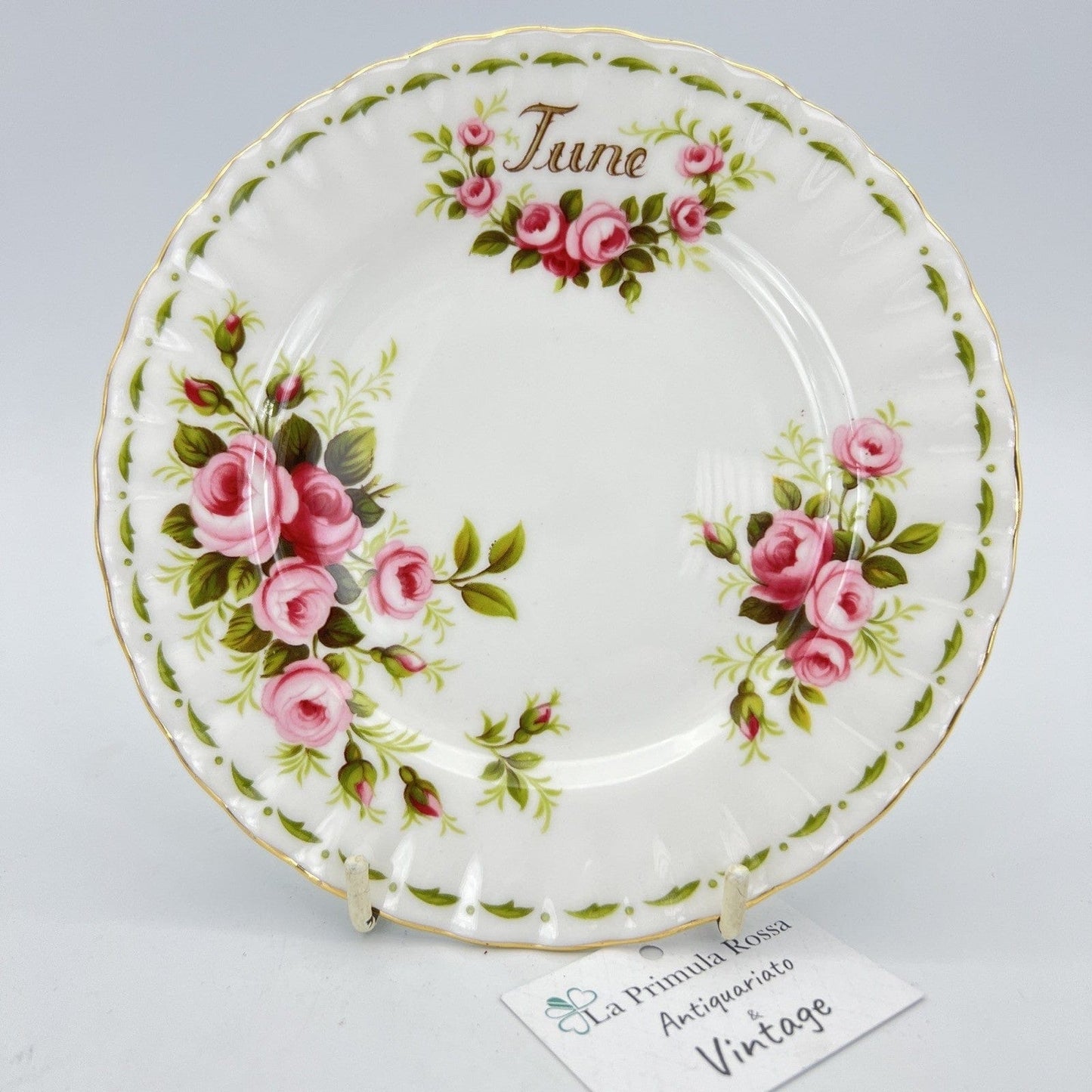 Piattino piatto da dolce per tazza tazzina TRIO Royal Albert mese inglese GIUGNO Categoria Servizio tazze - Tazze