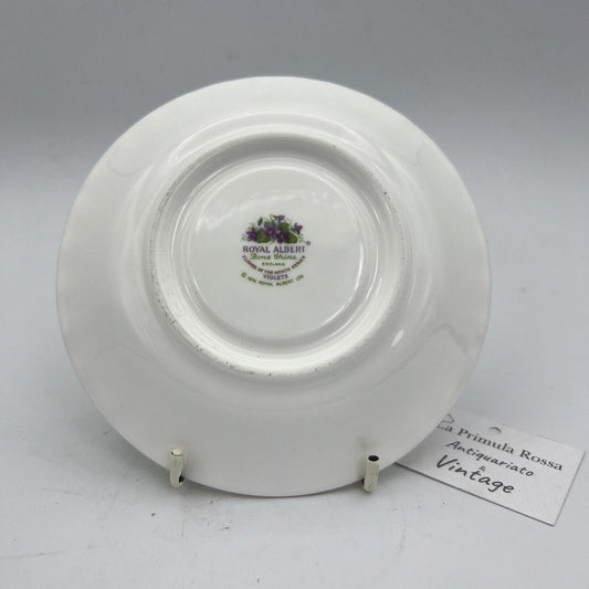 Piattino piatto da tè The Royal Albert in porcellana con mese FEBBRAIO 900 1970 Categoria Servizio tazze - Tazze