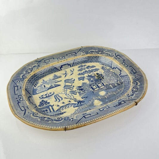 Piatto Antico da portata vassoio in terraglia colore bianco e blu decoro Willow Categoria Ceramiche e Porcellane