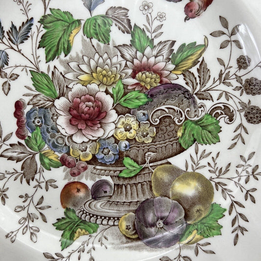 Piatto Antico in ceramica da collezione Inglese Royal Doulton Hampshire Cutts Categoria Piatti e Piattini